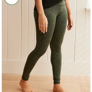 Aerie Play Pocket High Waisted Leggings